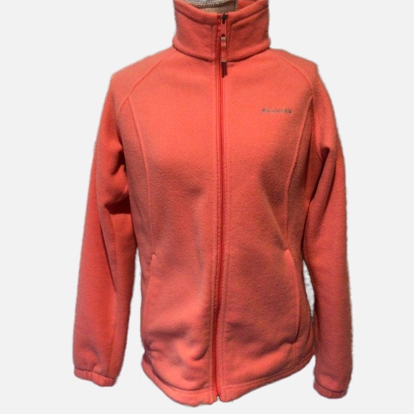 Columbia zip fleece preloved, paint on sleeve. Great for camping. - Picture 4 of 9